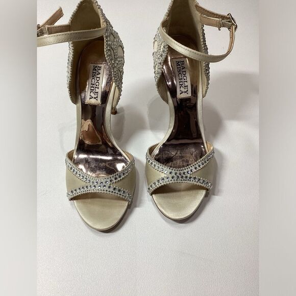 Badgley Mischka beige Roxy Ankle Strap Rhinestone Kelly Wedding sandal Size 6 - Picture 4 of 16
